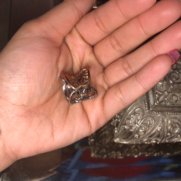 Shark ring - Picture 2 of 4